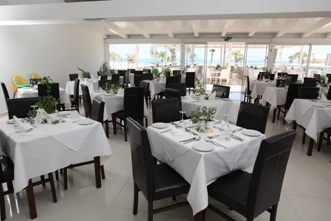 Marlita Hotel Apartments in Παραλίμνι — foto 5