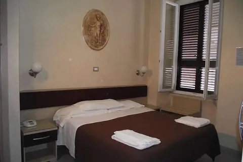 Elide in Rome, foto 5