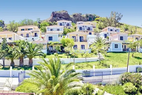 Clara Hotel Resort & Bungalows in Skoutaros, foto 13
