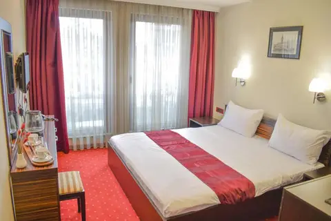 Hotel Hamburg in Општина Чаир