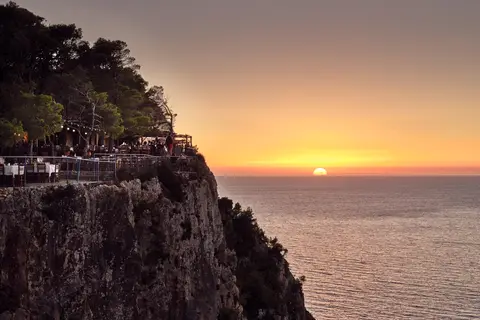Tramonto Di Roccia in Δημοτική Ενότητα Ελατίων — foto 28