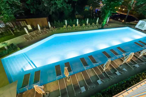 Ibis Styles Golden Sands Roomer in Sunrise — foto 3