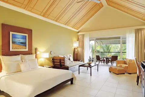 Victoria Beachcomber Resort & Spa in Pointe Aux Biches — foto 4