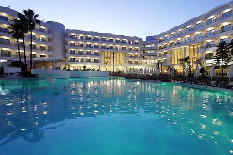 BG Hotel Rei del Mediterrani Palace in Muro — foto 16
