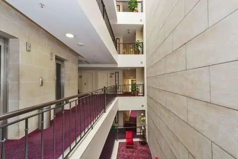 Beyaz Saray in Fatih — foto 12