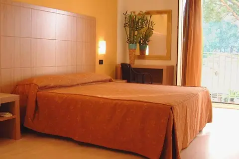 Jr Resort Logos Forte dei Marmi in Forte Dei Marmi — foto 16
