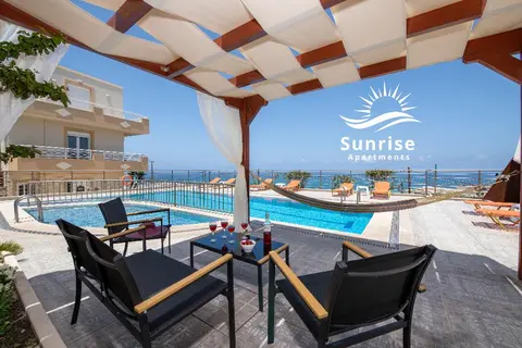 Sunrise Hotel Studios Apartments in Σφακάκι — foto 17
