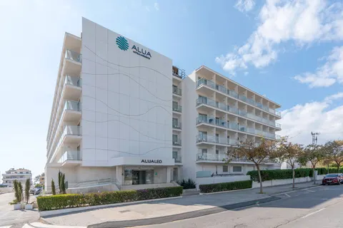Alua Leo in Palma de Mallorca — foto 20