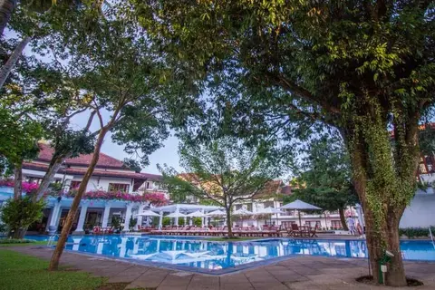 Mahaweli Reach Hotel in Katugasthota — foto 10