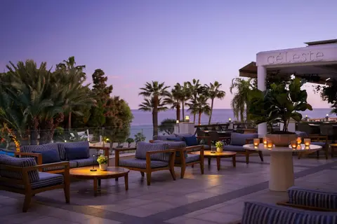 Mediterranean Beach Hotel in Agios Tychonos — foto 17