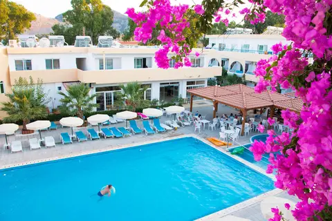 Marathon Hotel in Κολύμπια — foto 3