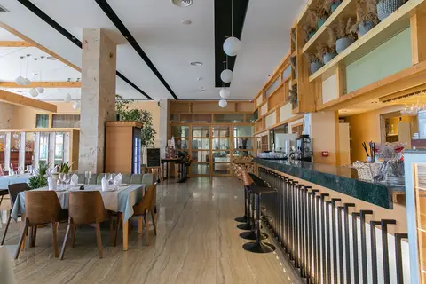 Eter Hotel in Golem — foto 5