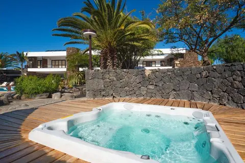 Hotel Villa Vik in Arrecife — foto 4