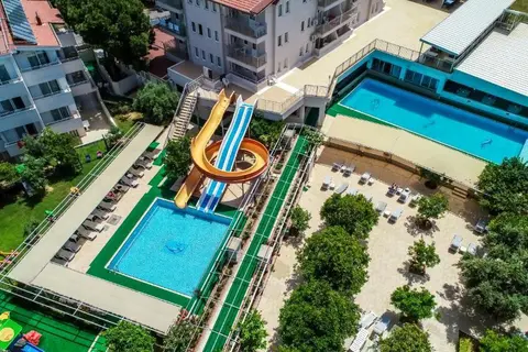 Catty Cats Garden Hotel in Manavgat