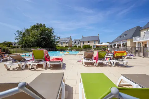 Le Green Beach in Port-en-Bessin — foto 2
