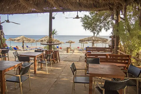 Megim Hotel in Παλαιόχωρα — foto 13