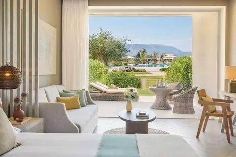Ikos Odisia in Κάτω Κορακιάνα — foto 11