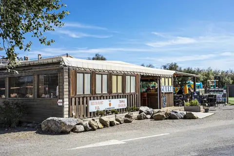 Camping Paradis Barberousse in Gruissan