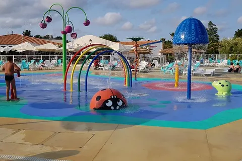 Camping Les Charmettes foto 2