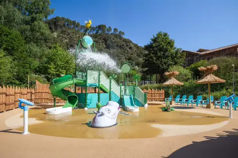 Camping Château De L Hom in L'Estréchure, foto 6