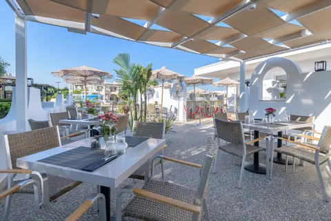 Gaia Palace Hotel in Mastihari, foto 12