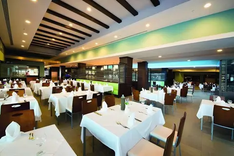 Limak Lara Deluxe Hotel & Resort in Ankara — foto 13