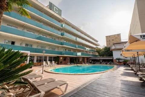 Canada Palace in Calafell — foto 5