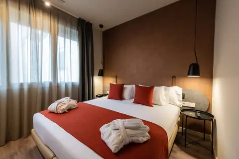 Atenea Rekord Suites in Vilanova i la Geltrú