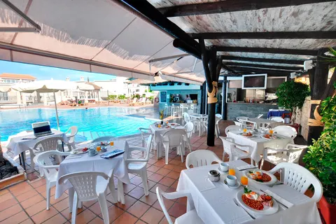 Los Olivos Beach Resort in Costa Adeje — foto 3