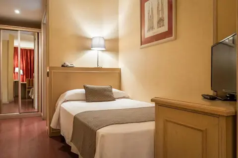 Sunotel Junior in Barcelona — foto 10