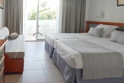 Hotel Rocamarina in Palma — foto 23