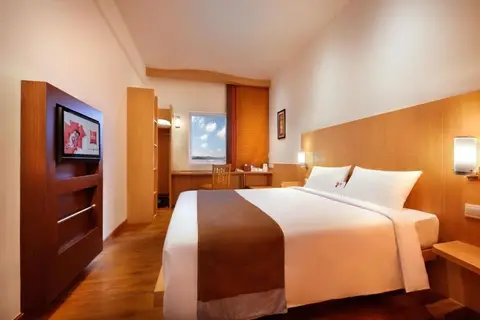 Hotel ibis Bali Kuta in Kuta — foto 25