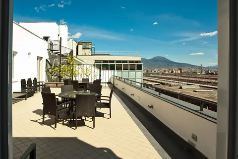 Stelle Hotel The Businest in Napels — foto 14