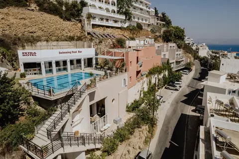 Petra Hotel in Αγία Γαλήνη — foto 5
