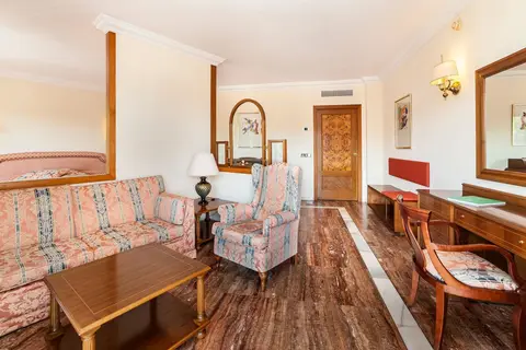 Hotel Serrano Palace in Cala Ratjada — foto 17