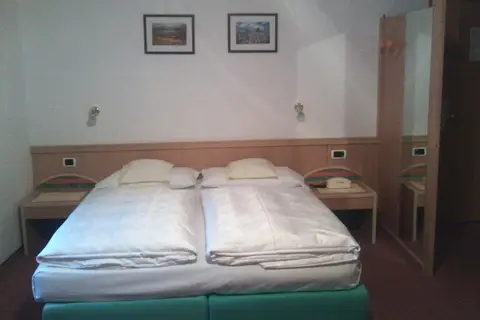 Hotel Rodes in Kastelruth - Castelrotto — foto 3