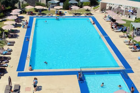 Babaylon Hotel in Cesme — foto 9
