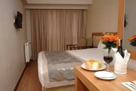 Grand Anzac Hotel in Çiğli — foto 10