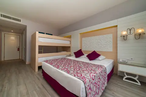 Sunmelia Beach Resort in Doğanyurt — foto 3