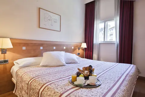Hotel Acta Antibes in Barcelona — foto 22