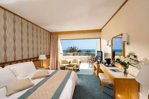 TUI BLUE Pioneer Beach in Paphos — foto 4
