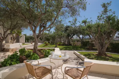 Ourania Apartments in Δημοτική Ενότητα Γουβών — foto 8