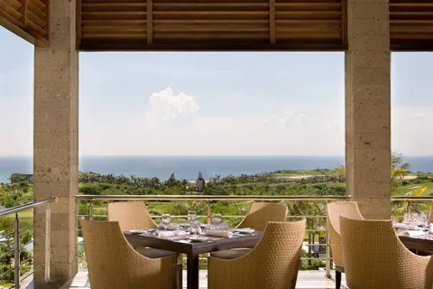 New Kuta Hotel by LORIN in Kuta Selatan — foto 19