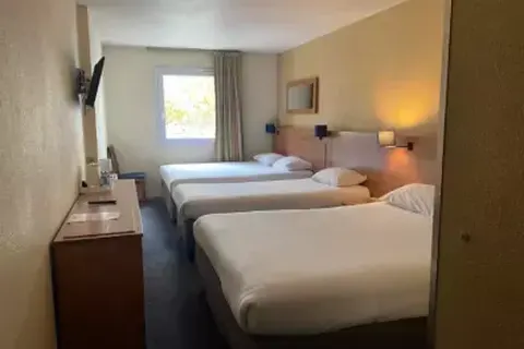 Disneyland Paris per bus - Hotel Tulip voorheen Kyriad Torcy foto 10