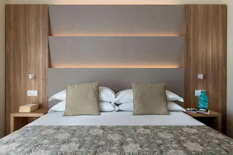 Hotel Rondinella in Misano Adriatico — foto 7