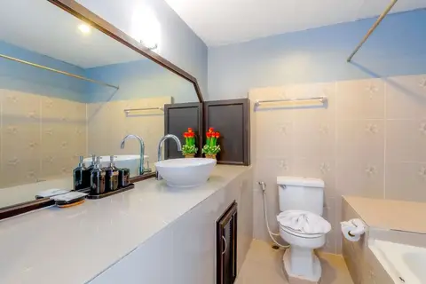 Club Bamboo Boutique Resort & Spa in ตำบลป่าตอง — foto 7