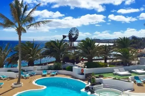 Neptuno Suites in Costa Teguise — foto 29