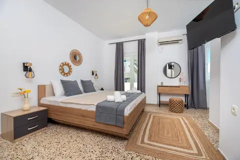 Nikos Hotel in Καρτεράδος — foto 28