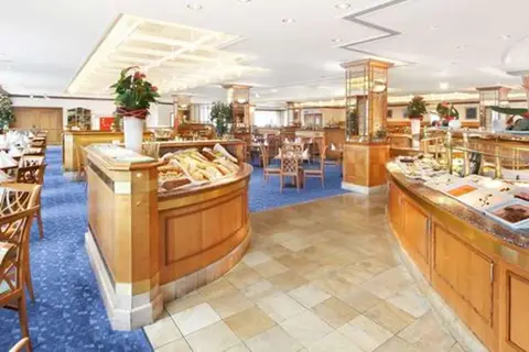 Hotel Park Inn by Radisson Berlin Alexanderplatz in Berlijn — foto 3