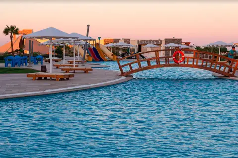 Titanic Resort & Aqua Park in Hurghada — foto 12